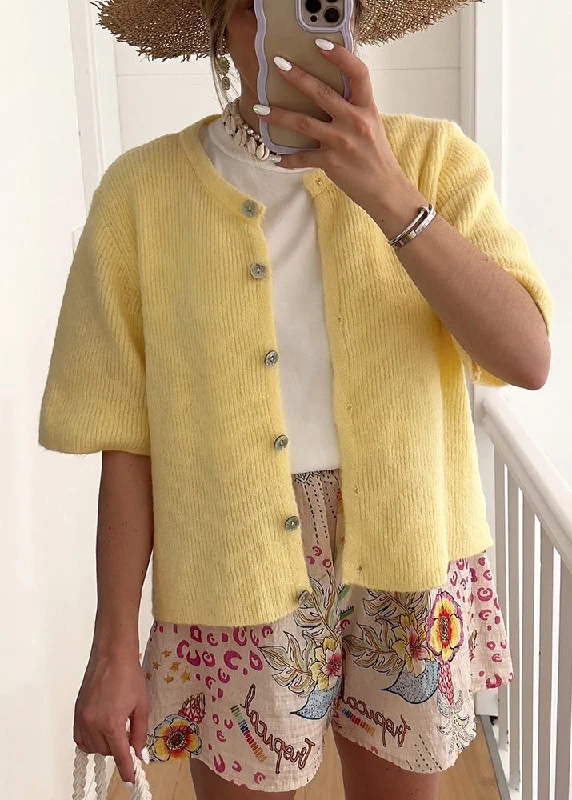 Fashionable And Fashionable New Yellow V Neck Button Short Knit Cardigan Fall