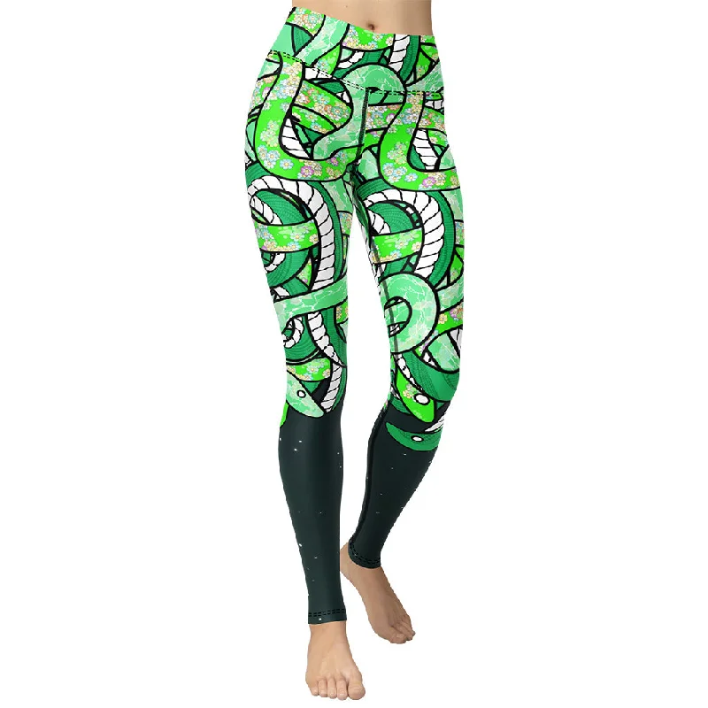 Exquisite Craftsmanship Tangled Snakes Yoga Leggings