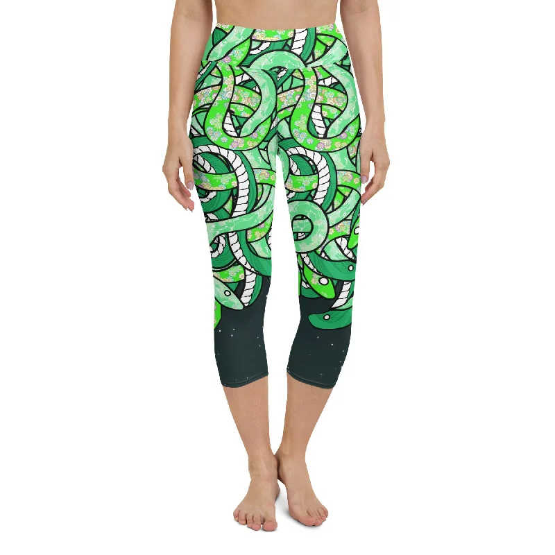 Design Must-have Tangled Snakes Yoga Capris