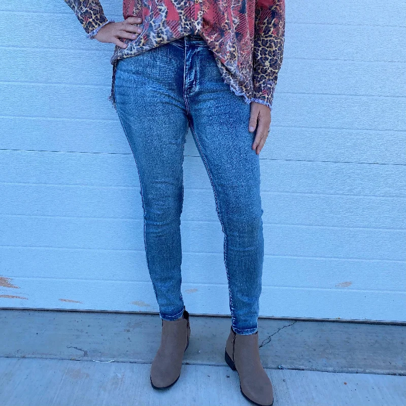 Comfortable Sweaters Judy Blue High Rise Heavy Hand Sand Skinny Jeans