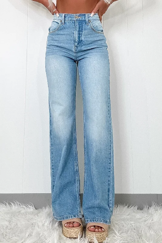 Easy Comfort Style High Rise Shift Slit Leg Straight Jeans