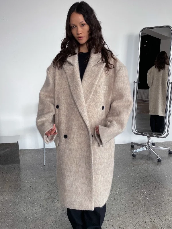 Street Fashion KYLIE MOHAIR COAT - BEIGE