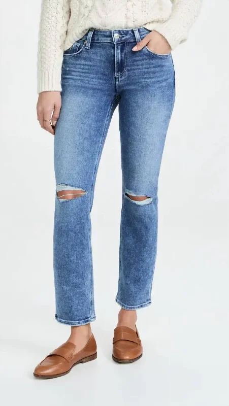 Casual Fit Amber Walkabout Destructed Jeans