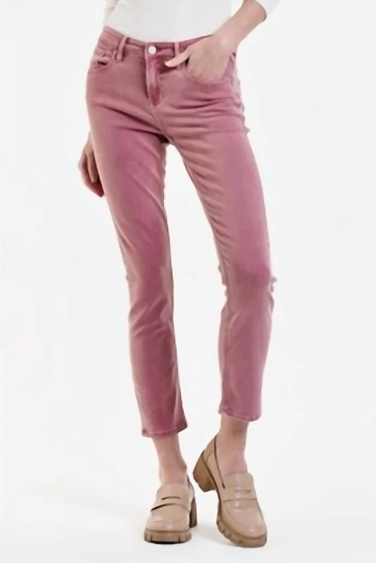 Stylish Casuals Blaire Straight Leg Jean In Fawn