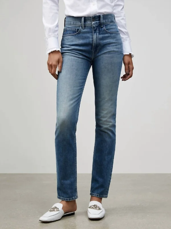 Luxury Style High Rise Straight Ankle Reeve Ital. Heritage Jean In Faded Skyline
