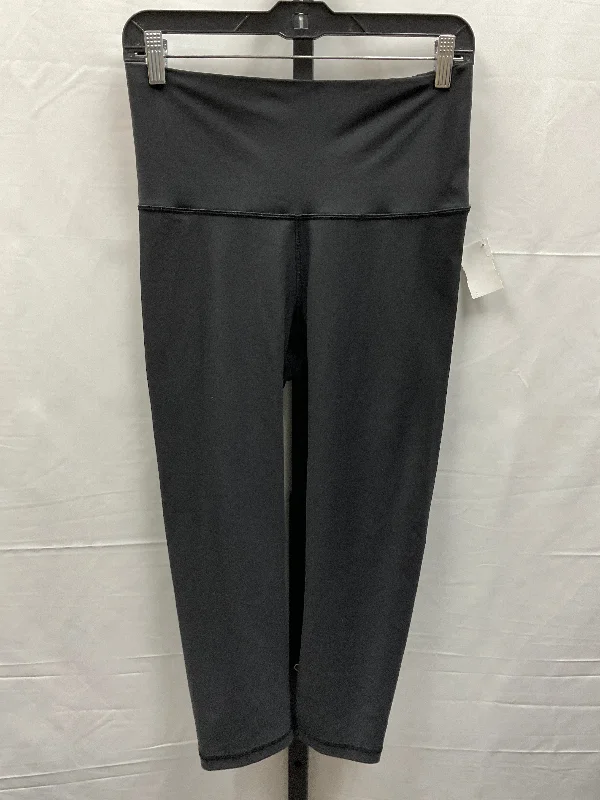 Street Charm Black Athletic Leggings Capris Old Navy, Size L