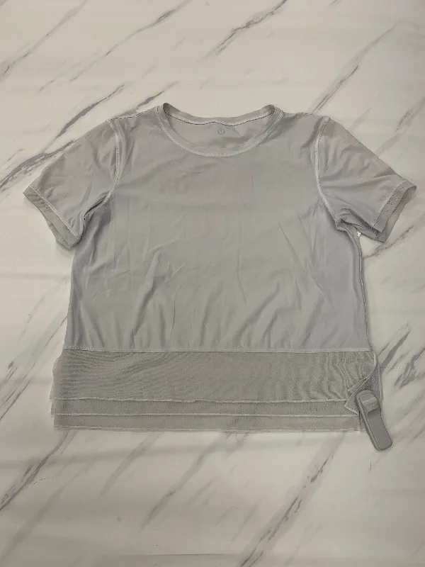 Trendy Layers Athletic Top Short Sleeve By Lululemon In White, Size: 6