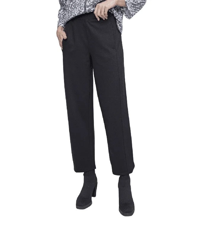 Trendy Comfort Wear Liv, 120223 Straight Pocket Pant, Black