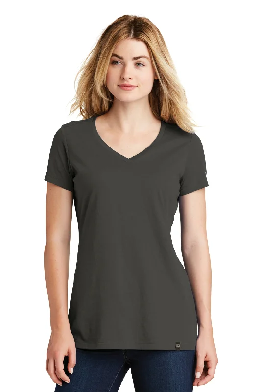 New Era Womens Heritage Short Sleeve V-Neck T-Shirt - Graphite Grey