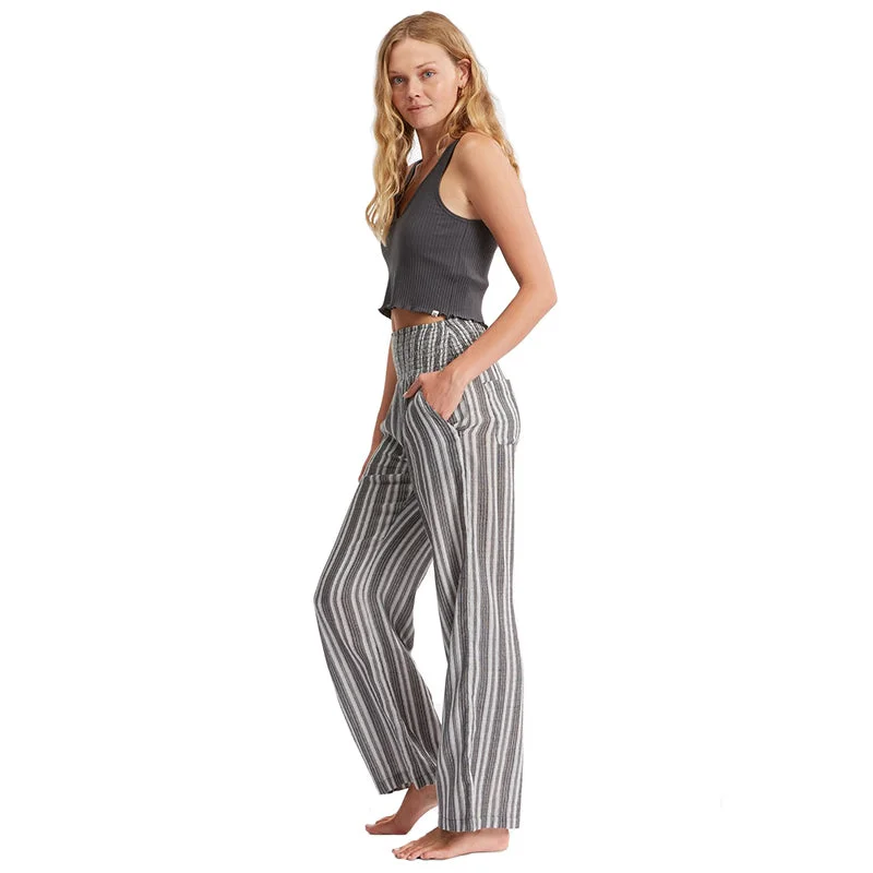 Casual Fit New Waves 2 Pant