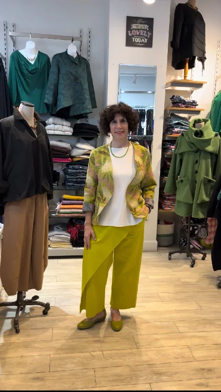 Feminine Charm Paolo Tricot, SU6173 Cross Over Pant with Buttons Lime