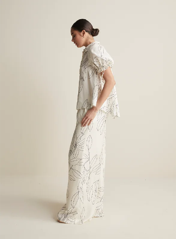 Fashionable And Versatile Sophia Silk Pant | Ficus Leaf Print