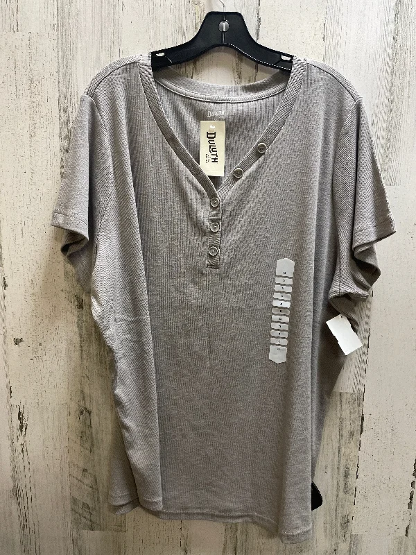 Leisure Sports Top Short Sleeve By Duluth Trading In Grey, Size: 3x