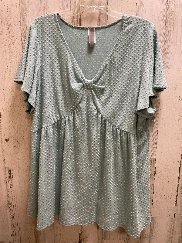 Short Design Top Short Sleeve By Honeyme In Blue, Size: 2x