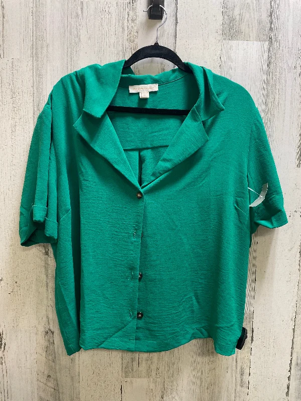 Perfect Tailoring Top Short Sleeve By Monteau In Green, Size: 2x
