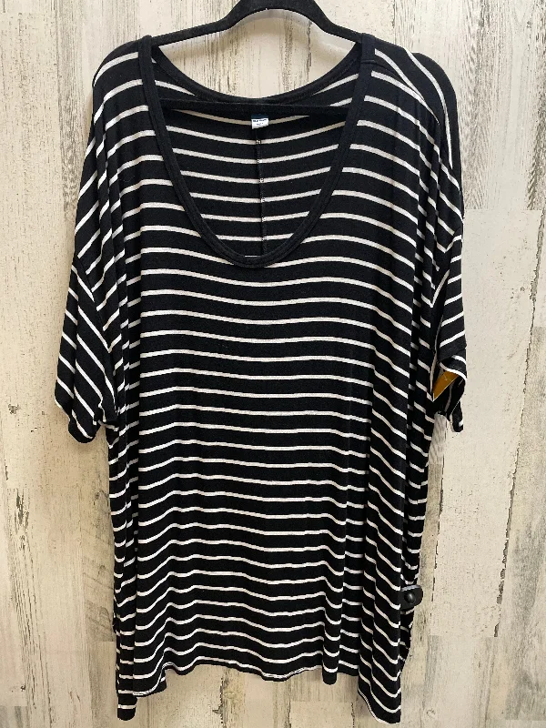 Luxury Customization Top Short Sleeve By Old Navy In Striped Pattern, Size: 3x