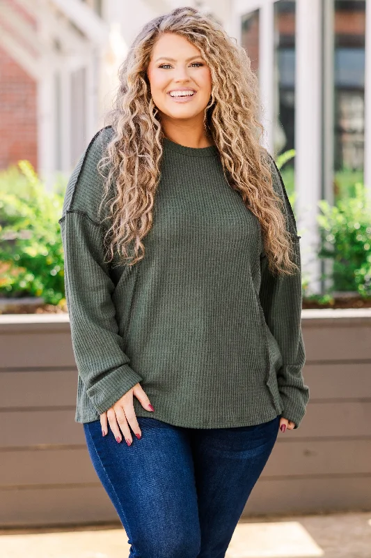 High-end Design Feel The World Around Me Top, Olive Vintage