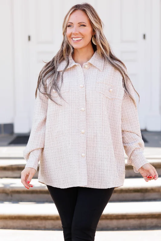Comfortable Fashion Looks Spotted At Grand Central Shacket, Champagne